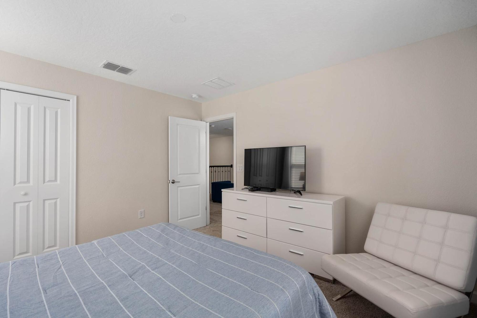 8 Bedroom Inside The In Orlando! *