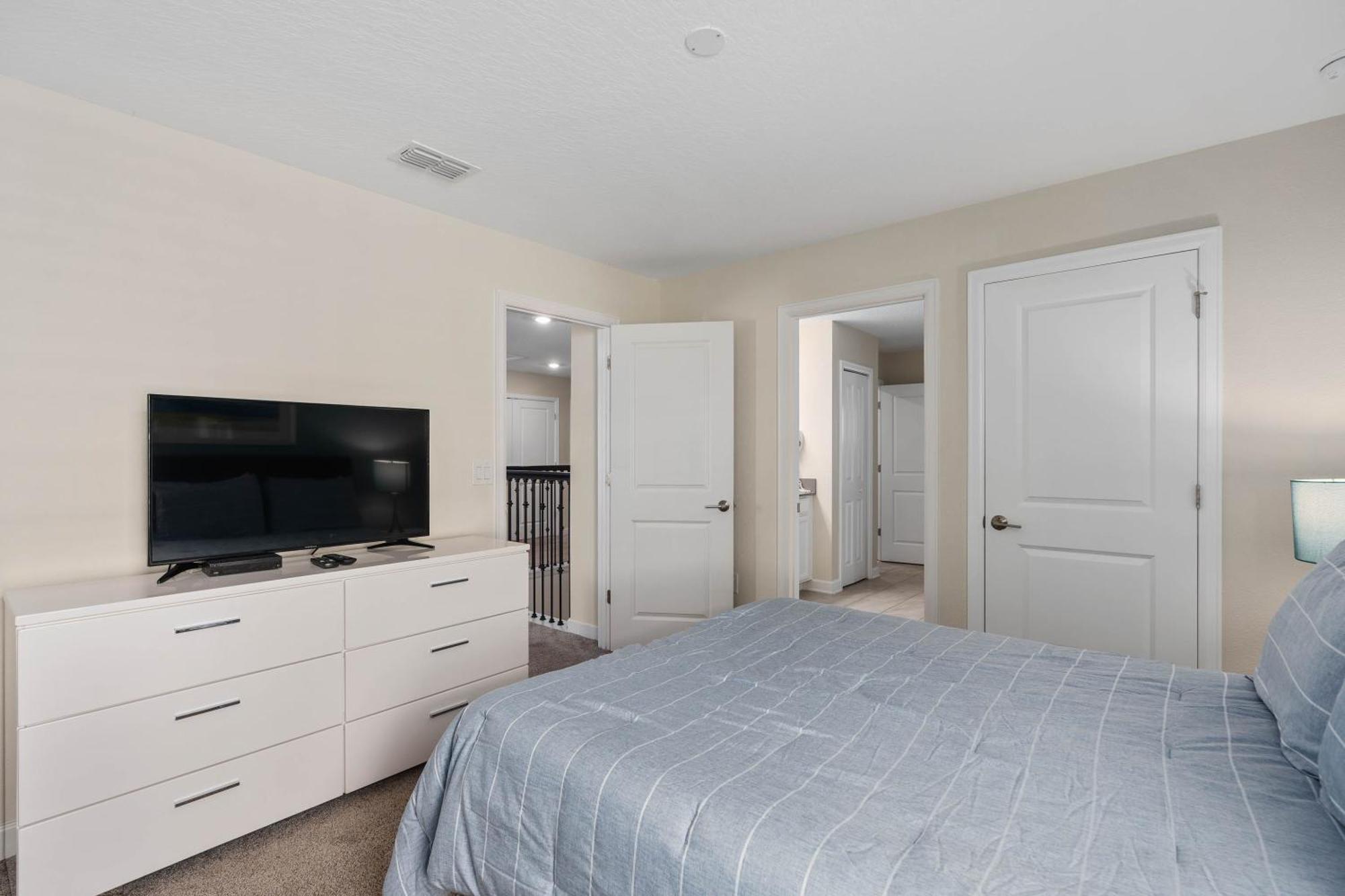 8 Bedroom Inside The In Orlando! * Kissimmee