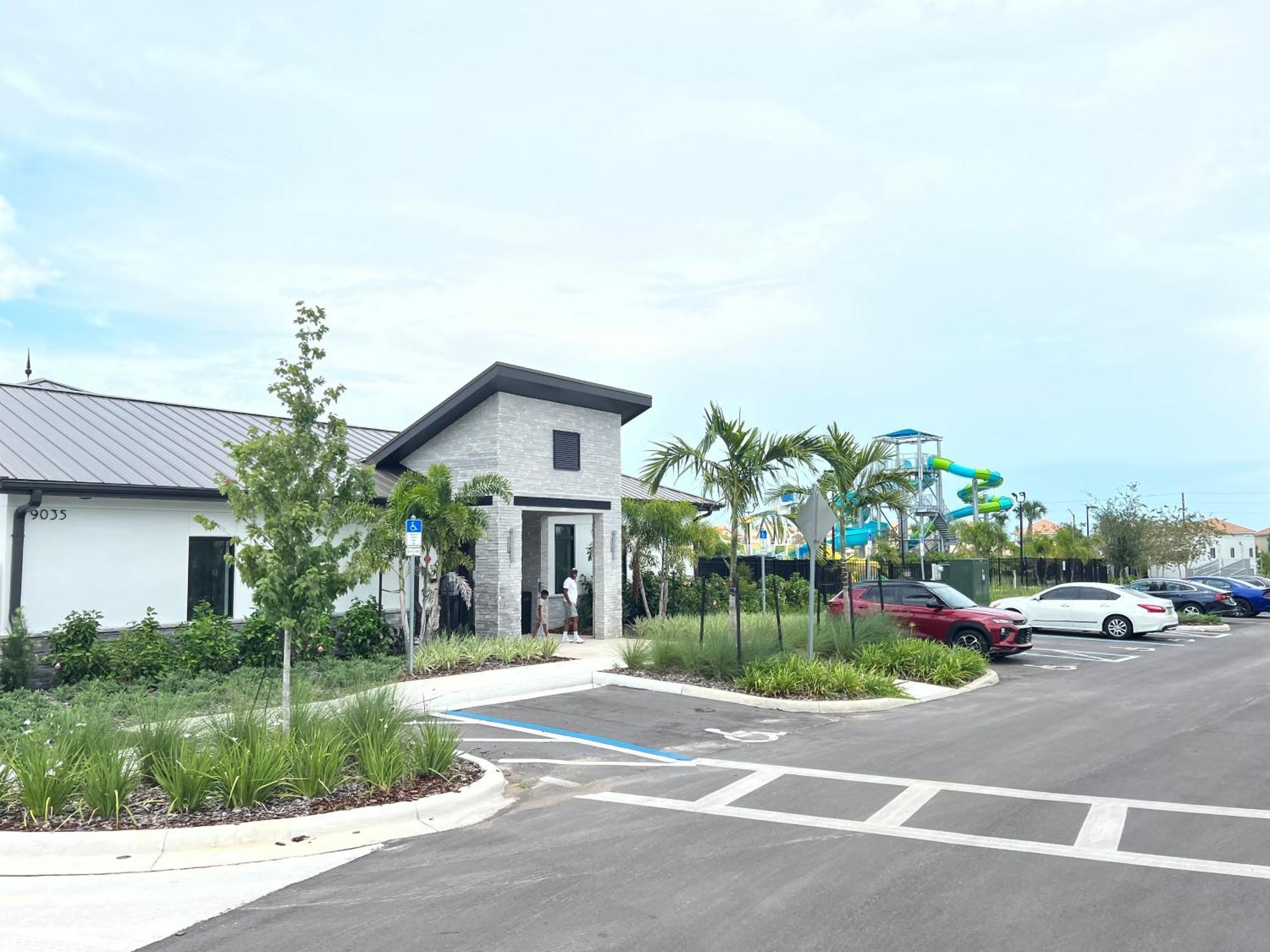 8 Bedroom Inside The In Orlando! * Kissimmee