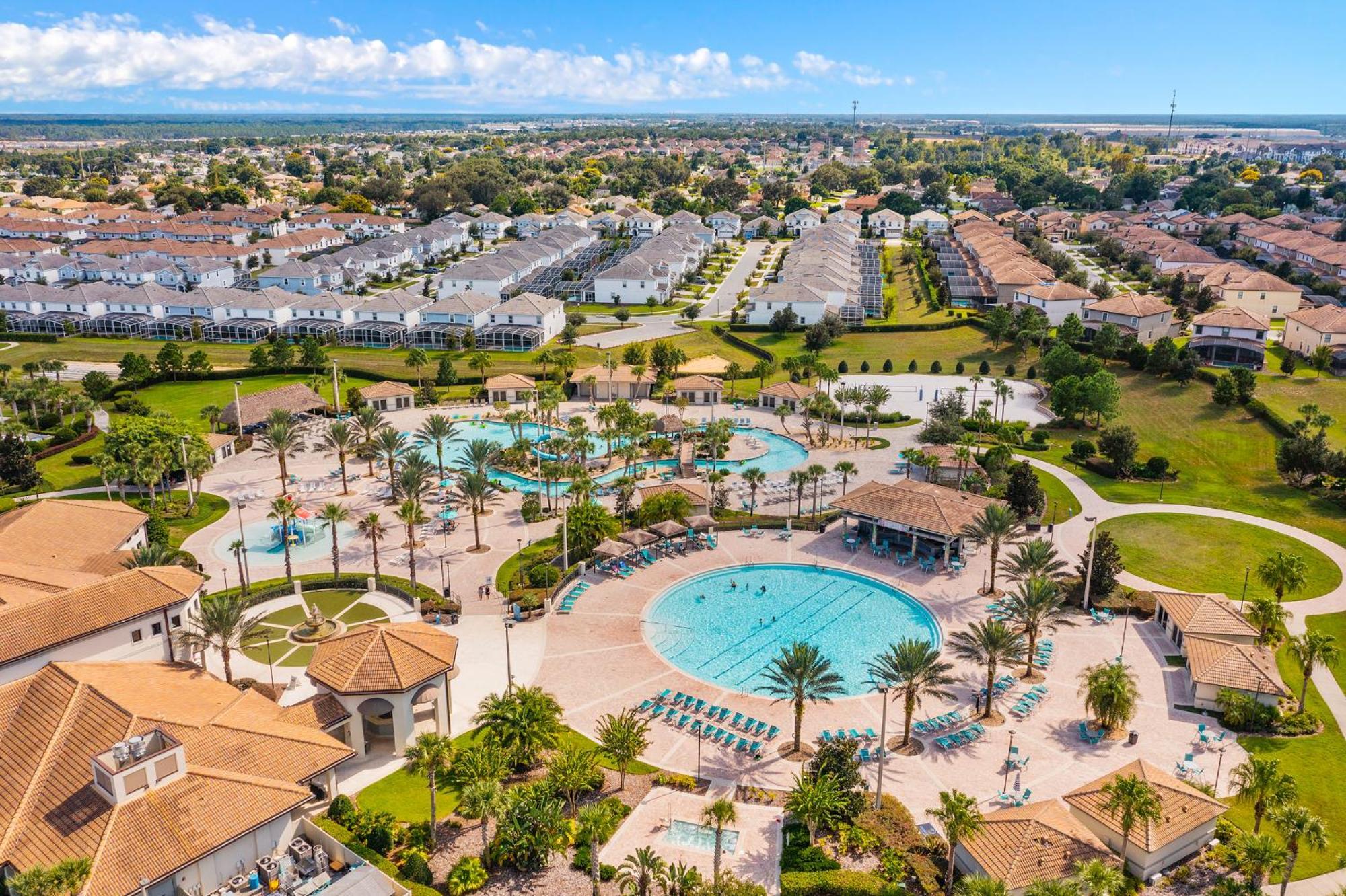 8 Bedroom Inside The In Orlando! * Kissimmee